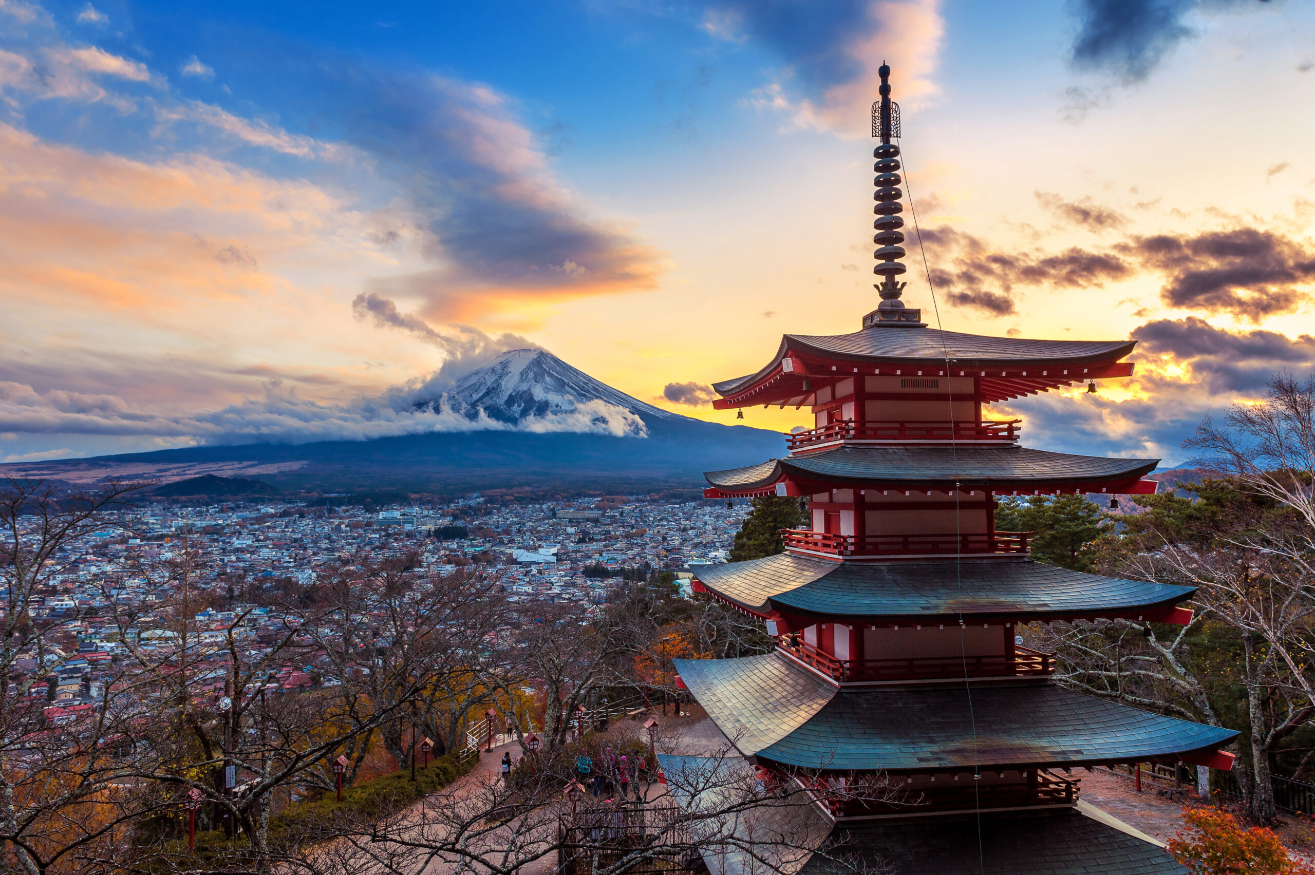 Mount Fuji and Chureito Pagoda at Sunset in Japan Tour Package